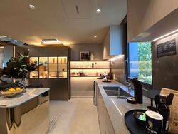 River Modern (D9), Apartment #527440351